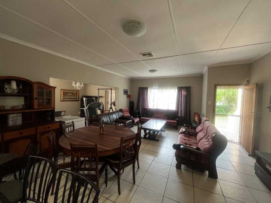 5 Bedroom Property for Sale in Keidebees Northern Cape